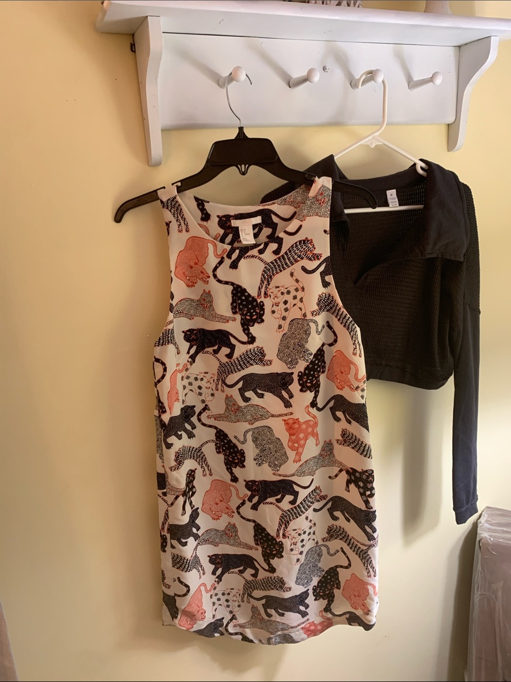 H&M Multicolor Animal Print Sweater Tank